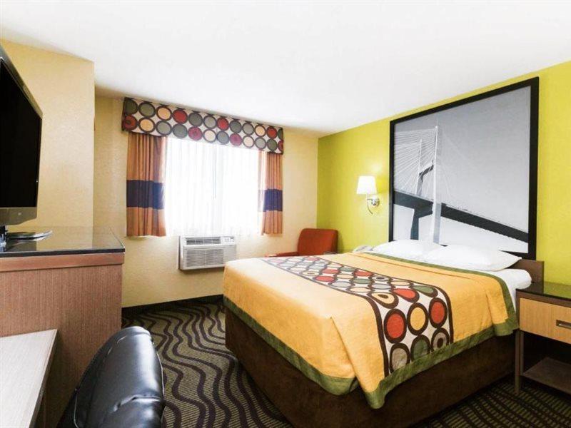 Super 8 By Wyndham Brunswick/St Simons Island Area Ξενοδοχείο Εξωτερικό φωτογραφία
